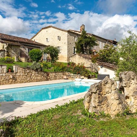 La Maison De Yuka Plieux ภายนอก รูปภาพ