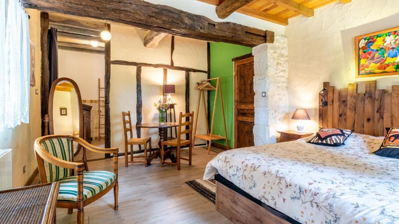 La Maison De Yuka Plieux ภายนอก รูปภาพ