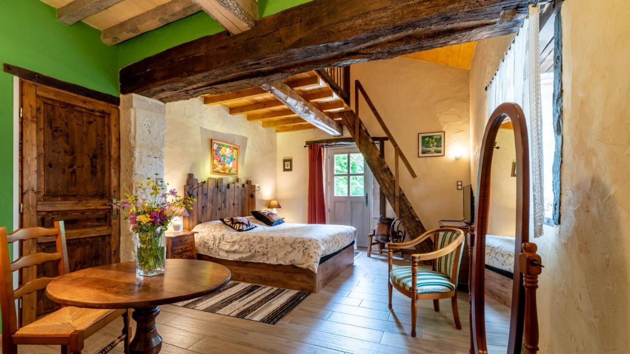 La Maison De Yuka Plieux ภายนอก รูปภาพ