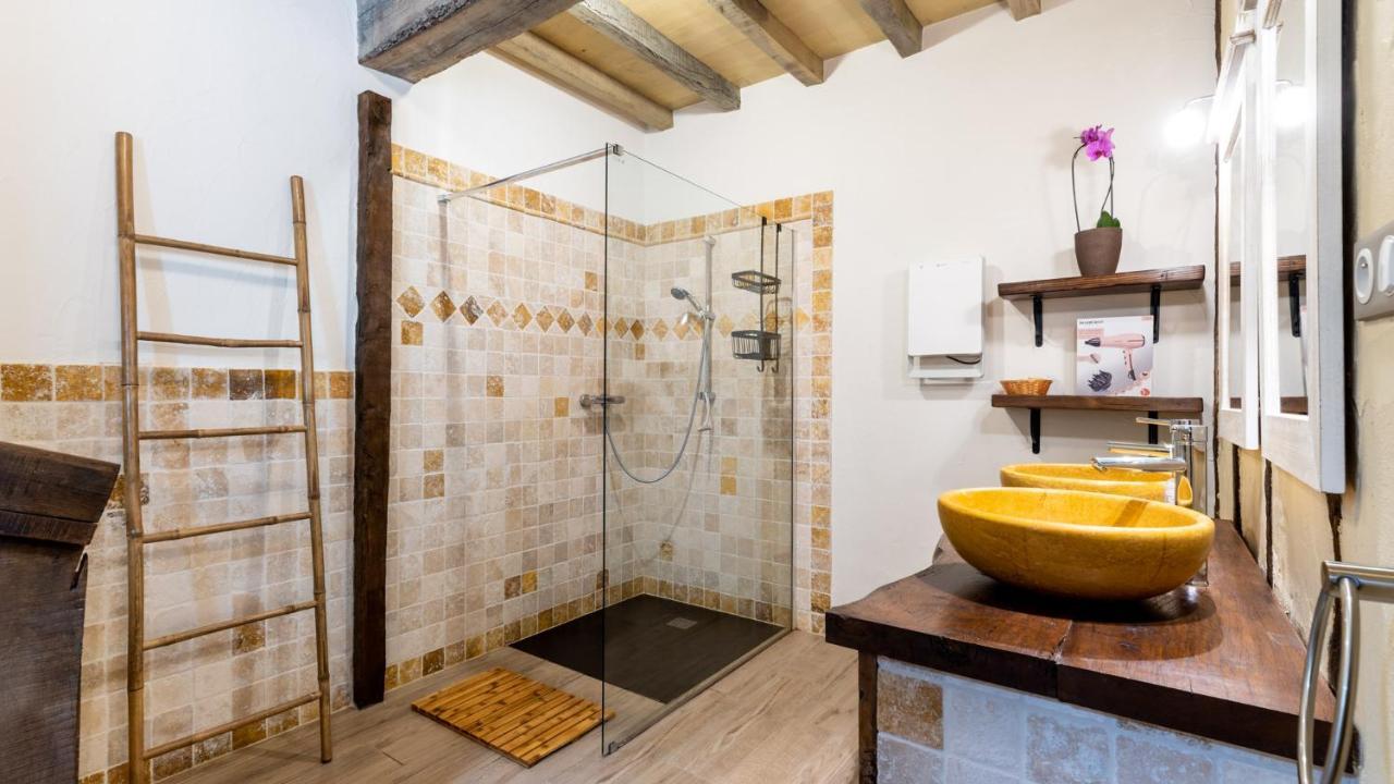 La Maison De Yuka Plieux ภายนอก รูปภาพ