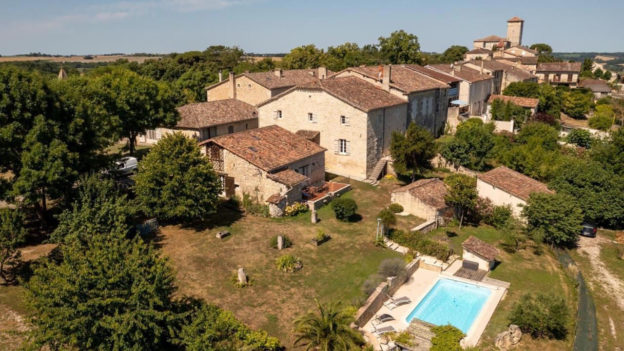 La Maison De Yuka Plieux ภายนอก รูปภาพ